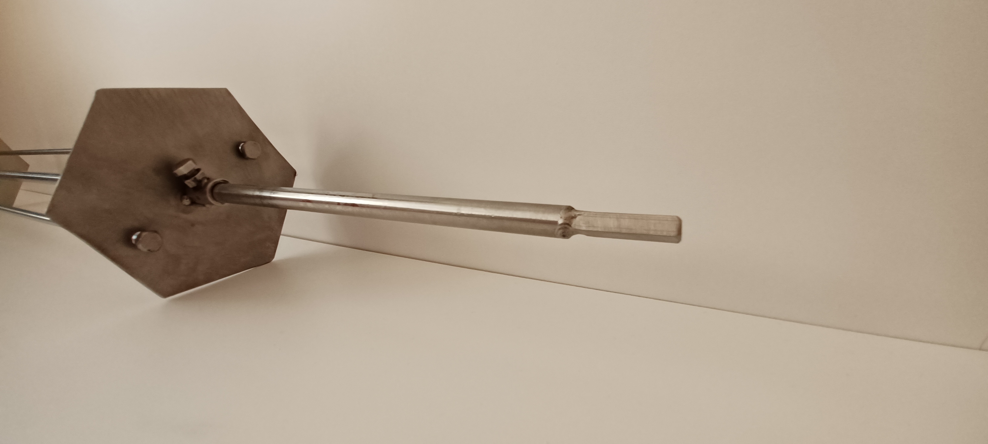 Grilovací jehla na kebab nerezová ocel 1000mm/10mm/6mm/8x8mm - (Kyperské grilovací systémy)